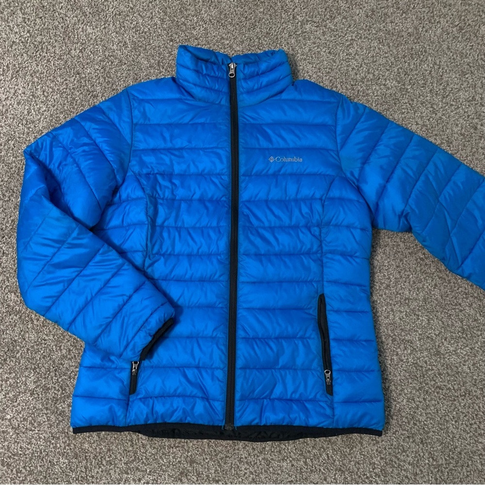 Women’s Columbia puffy coat